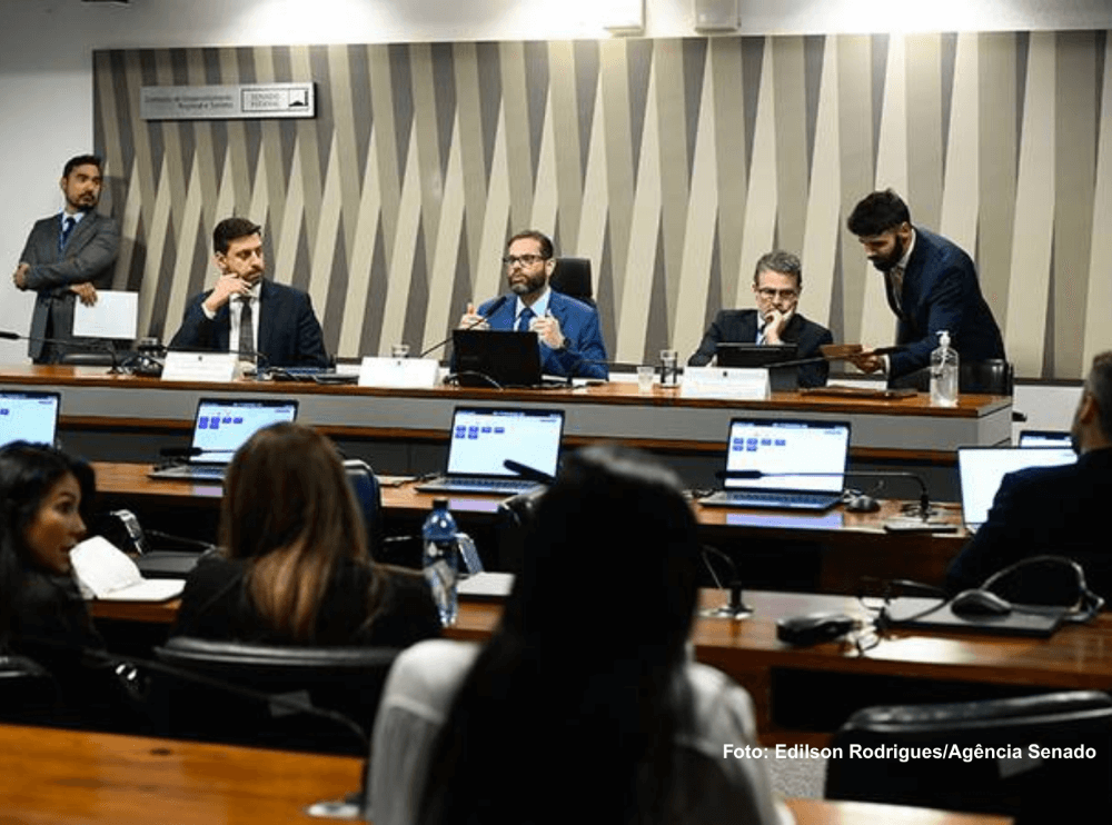 Senadores debatem programa de saneamento básico