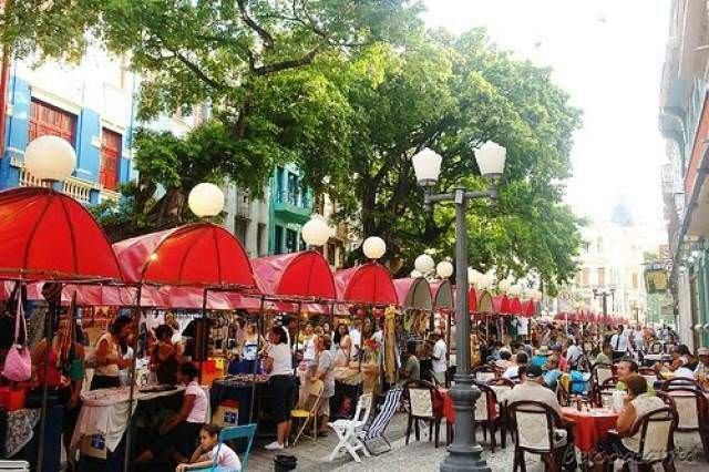 FEIRA DE ARTESANATO SUSTENTÁVEL